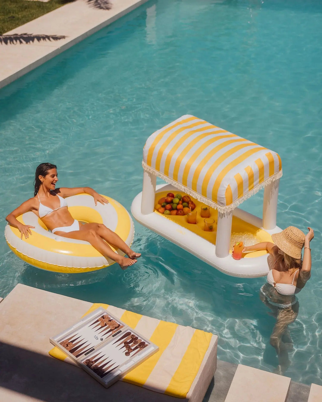 FLOATING CABANA BAR YELLOW BeachLife Concept