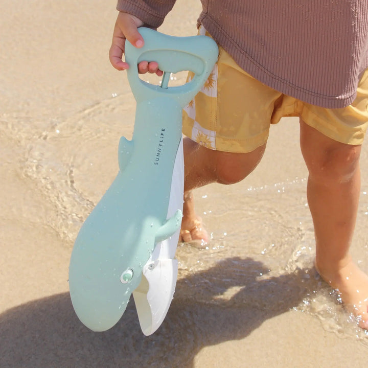 SAND CLAWS WHALE GREEN - BeachLife Concept