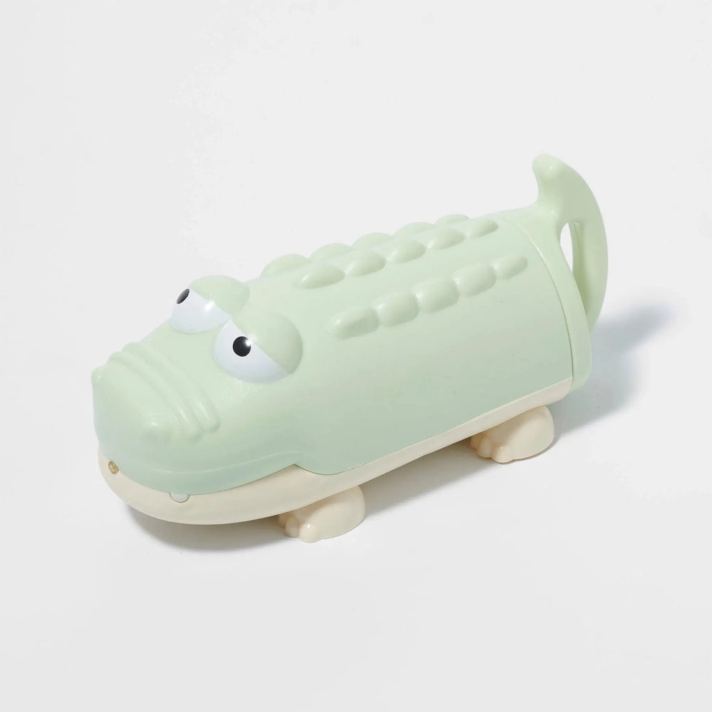 WATER SQUIRTER CROCODILE PASTEL GREEN - BeachLife Concept