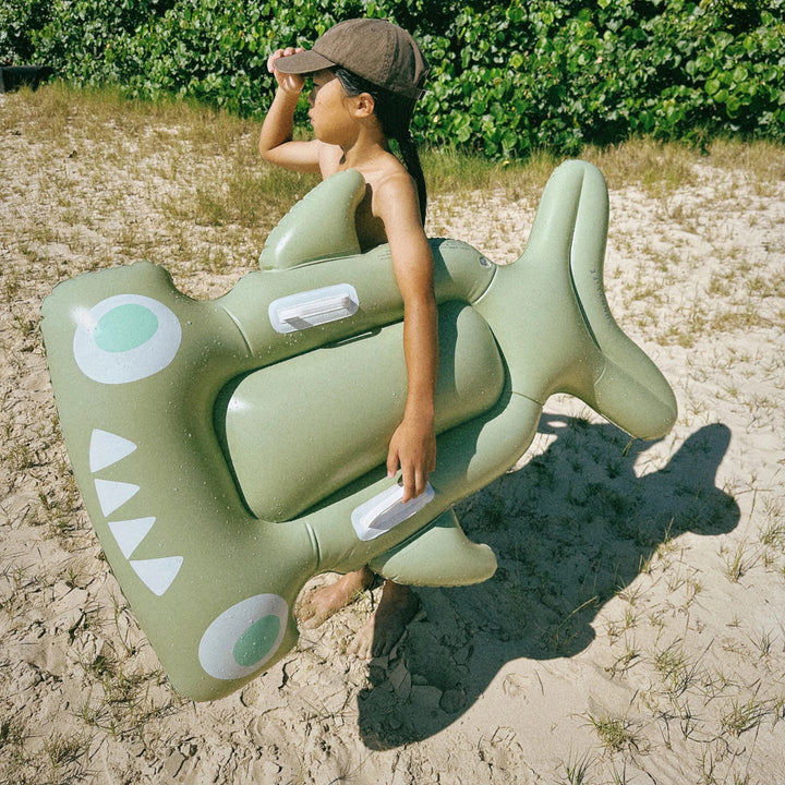 KIDS LIE-ON FLOAT SALTY THE SHARK KHAKI