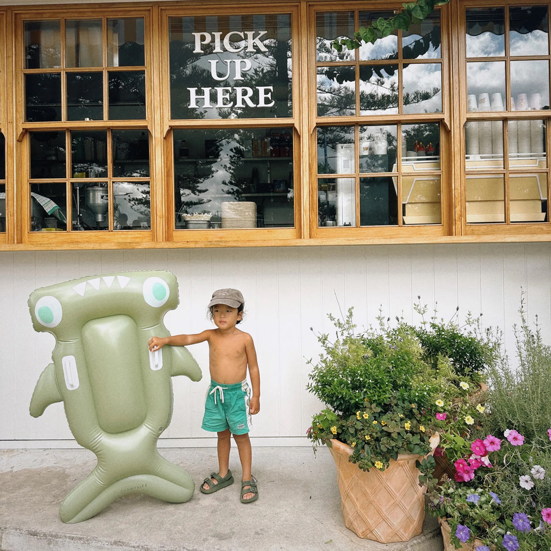 KIDS LIE-ON FLOAT SALTY THE SHARK KHAKI