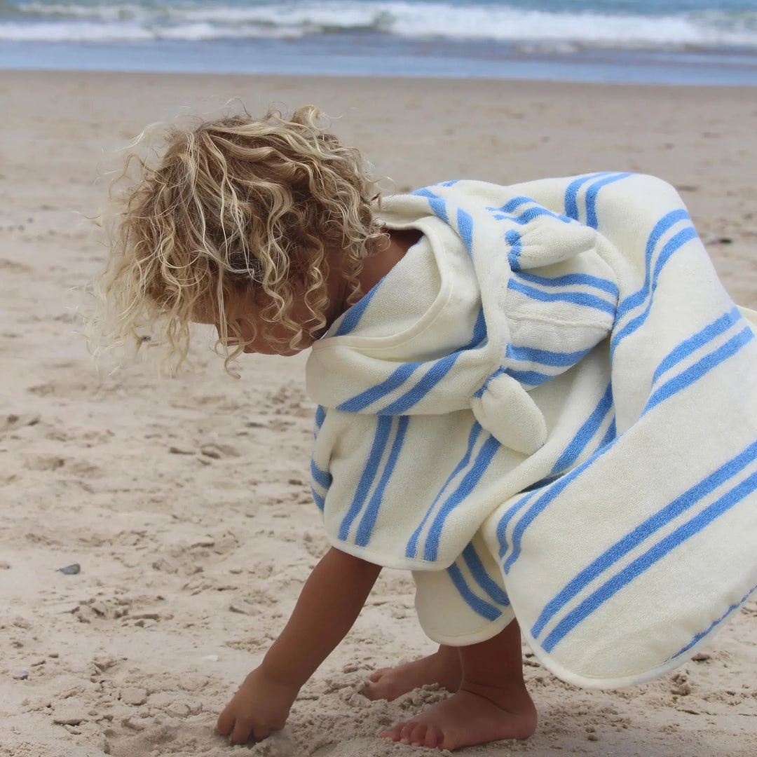 KIDS CHARACTER HOODED TOWEL SAMMY THE SEAGULL BLUE STRIPE - BeachLife Concept