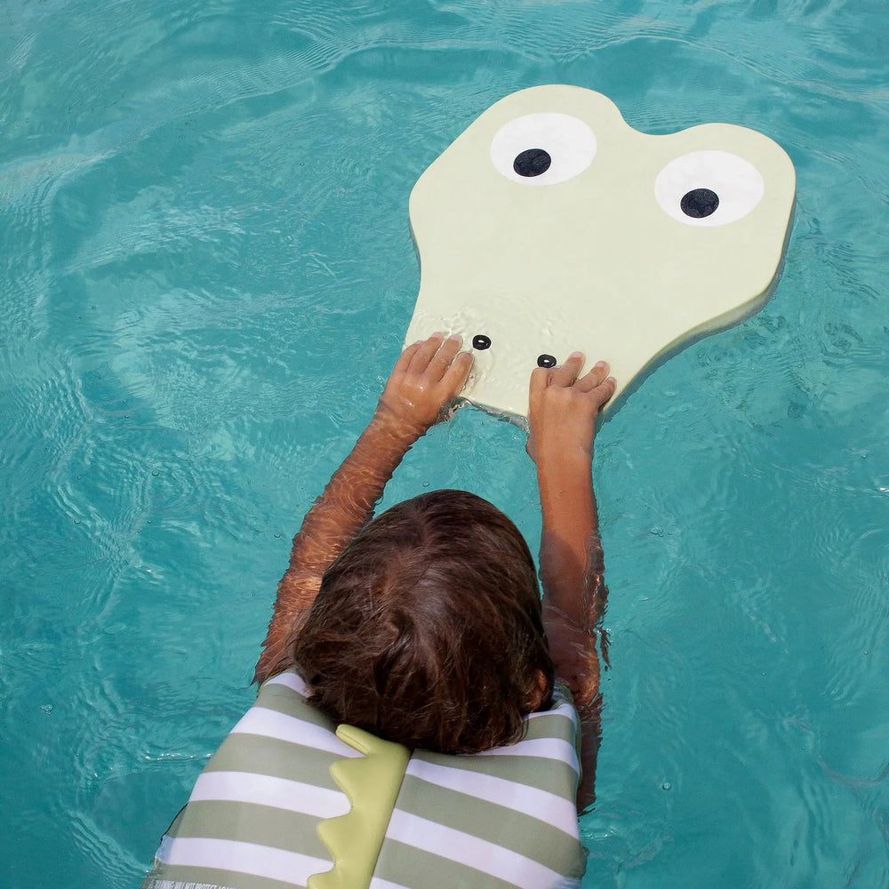 KIDS KICKBOARD COOKIE THE CROC LIGHT KHAKI BeachLife Concept