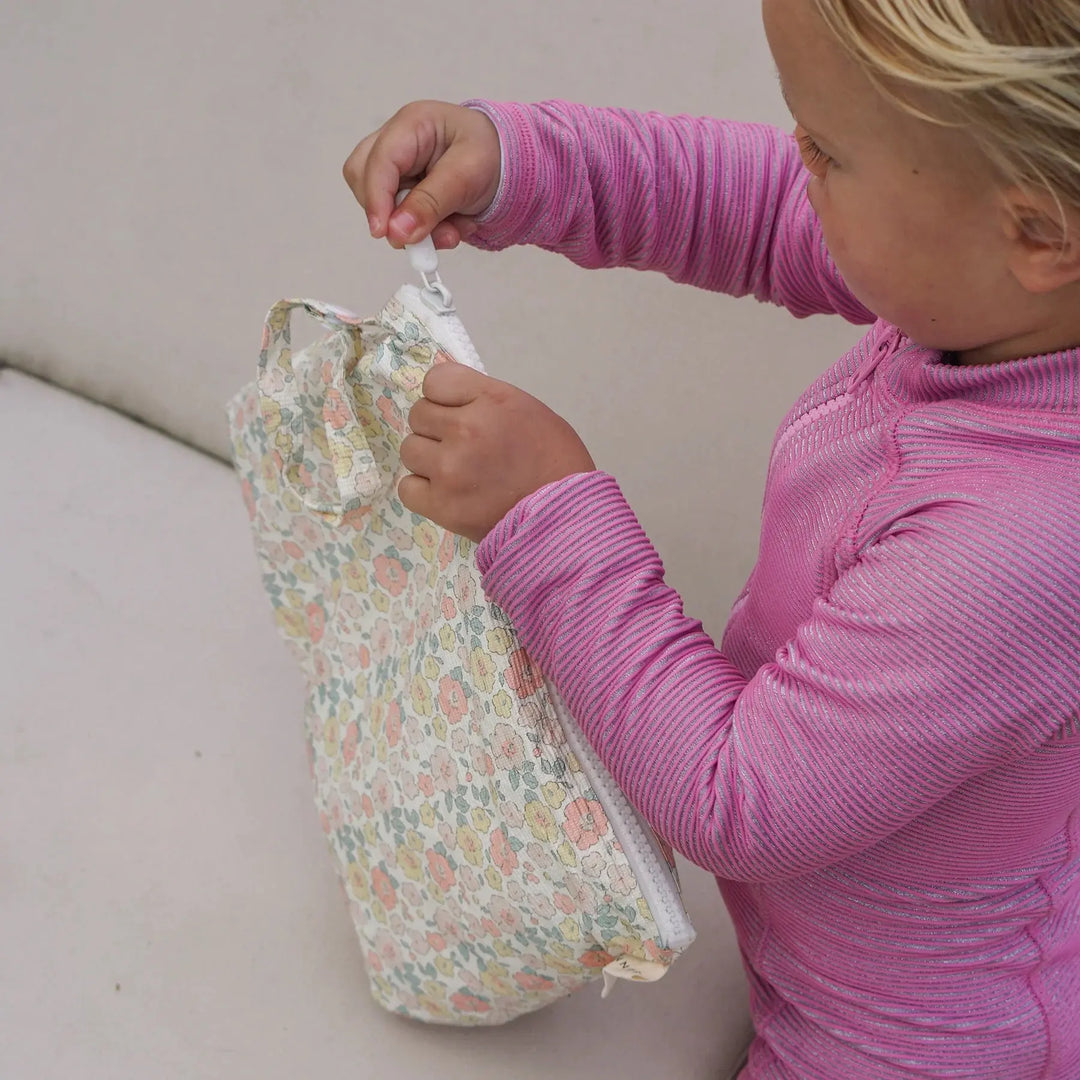 KIDS WET BAG INTO THE GARDEN FLORAL SUNNYLIFE