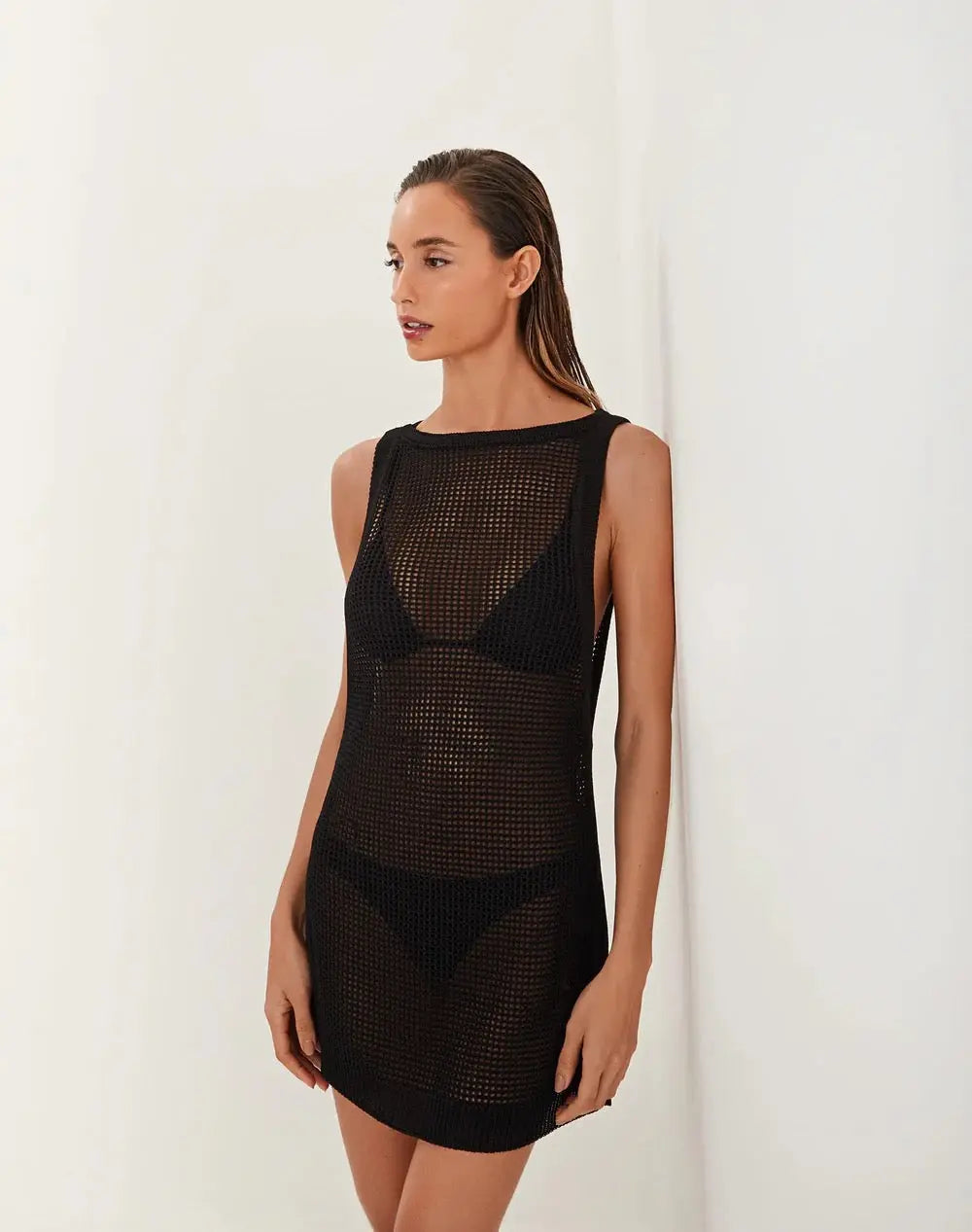 KNIT ERIKA SHORT COVER UP BLACK - BeachLife Concept