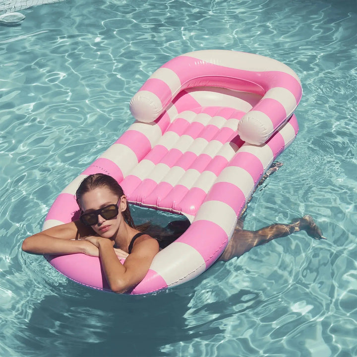 LAZE & LOUNGE POOL PARTY MAGENTA STRIPE SUNNYLIFE
