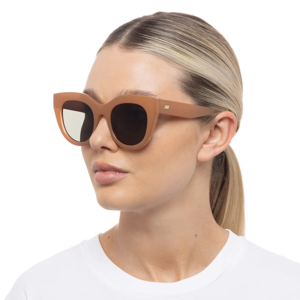 AIR HEART CARAMEL SUNGLASSES