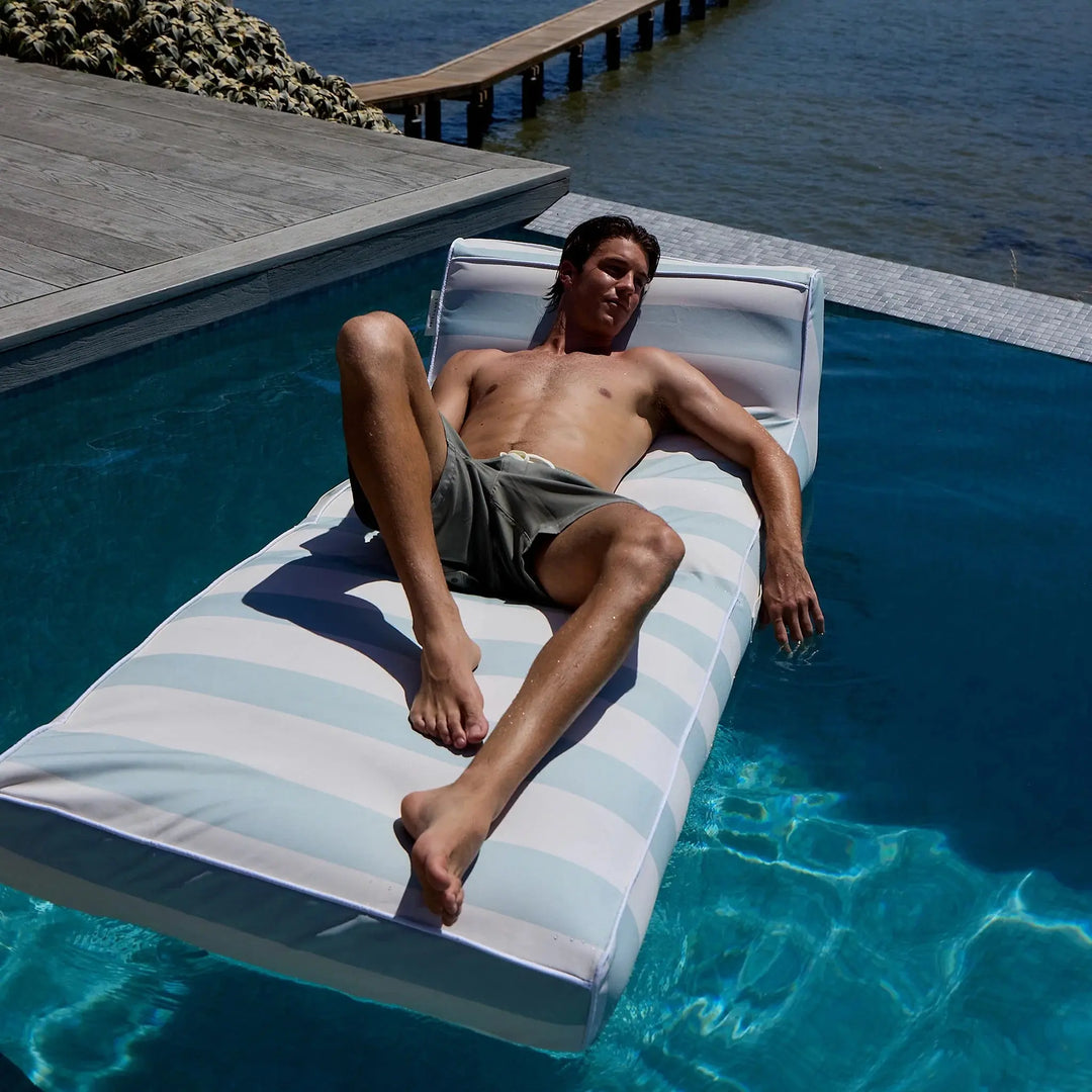 LUXE LIE-ON LOUNGER LAZY DAYS BLUE STRIPE - BeachLife Concept