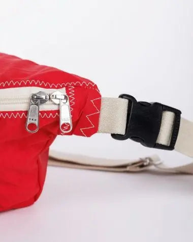 SAC BANANE IBIZA ROUGE 727 SAILBAGS