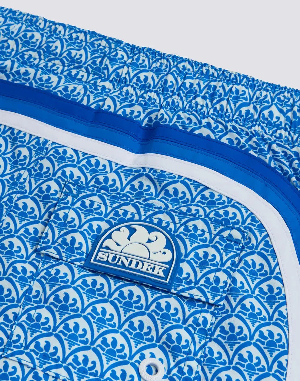 SHORT SWIMSHORTS WITH ELASTICATED WAIST IN REPREVE® WITH MAJOLICA SUNSET PRINT SUNDEK