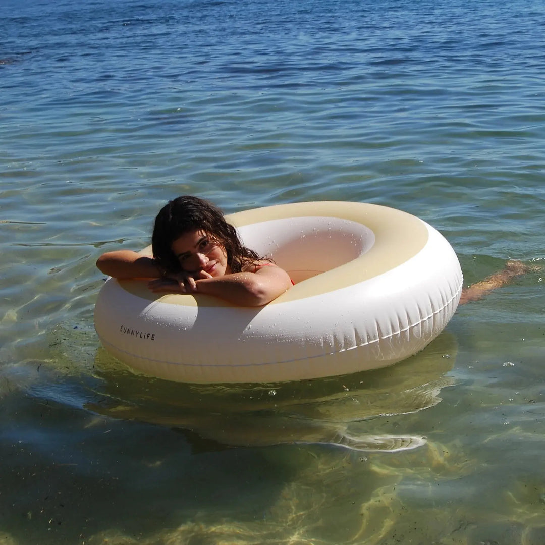 TUBE POOL RING BUTTER SUNNYLIFE