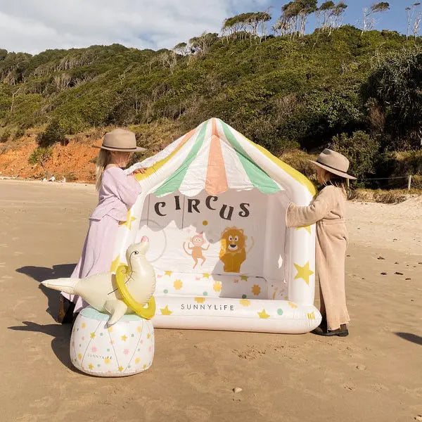 INFLATABLE CUBBY CIRCUS TENT BeachLife Concept