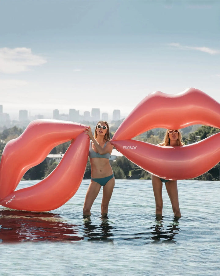 PINK METALLIC LIP FLOAT BeachLife Concept